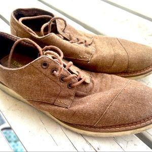 TOMS Men’s Brogue Oxford Canvas Brown Shoe Sz10